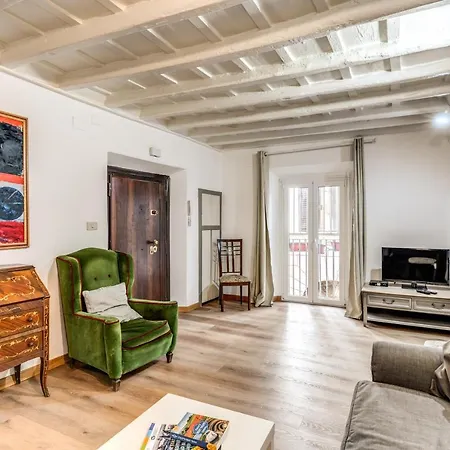 Apartamento Lovely Spacious Near The Colosseum