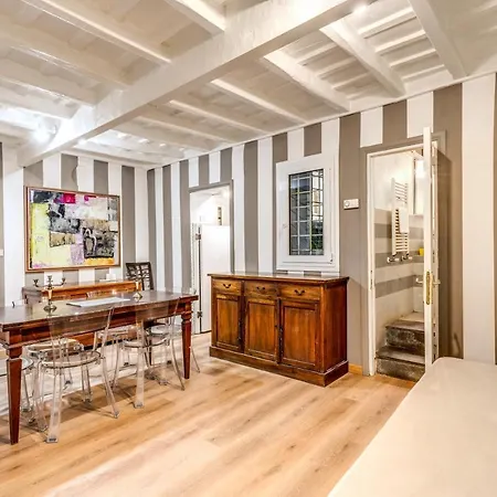 Lovely Spacious Near The Colosseum Apartamento *